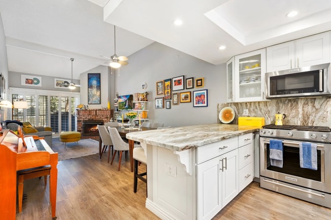 Building Photo - 16962 Westwood Ln