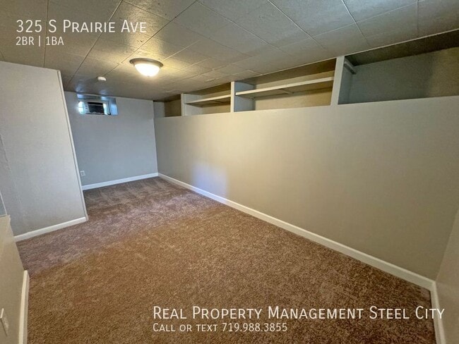 Building Photo - 325 S Prairie Ave