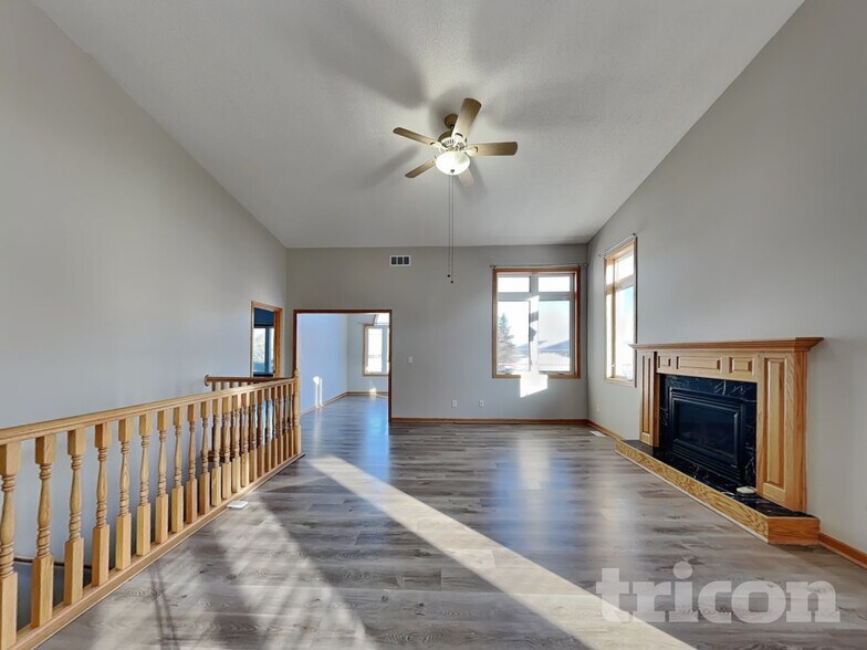 Building Photo - 1909 135th Ave NW