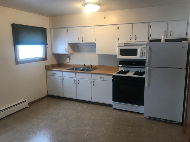 Building Photo - Five Roses Ellsworth Bldg. #1