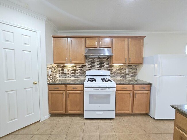 Building Photo - 24402 Cornell Park Ln