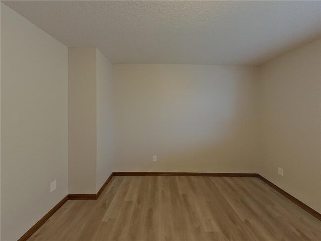 Building Photo - 1133 Rosemary Ln