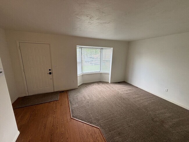 Building Photo - 3391 Wake Cir