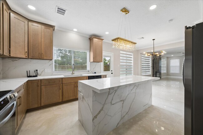 Building Photo - 1306 Hunter Wood Dr