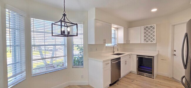 Building Photo - 13150 Green Finch Terrace