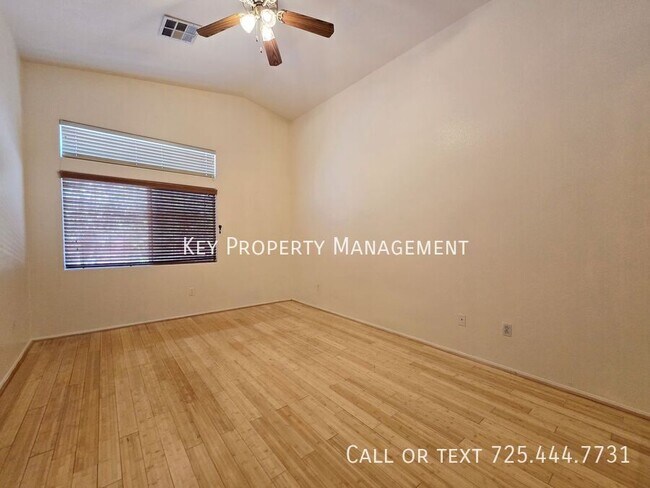 Building Photo - 9726 Tomorrow Ct