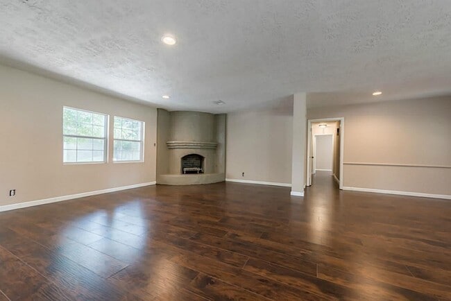 Building Photo - 630 Cherrybark Ln