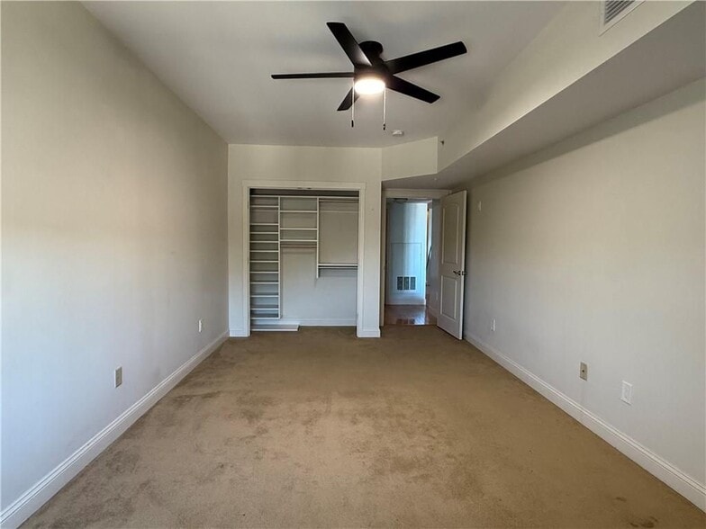 Building Photo - 333 Atwells Ave