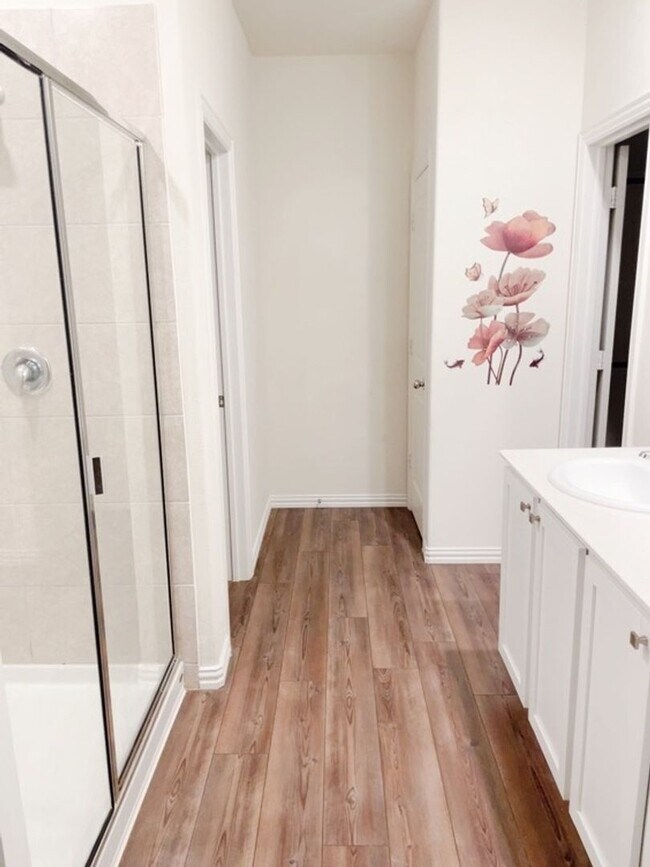 Building Photo - Spacious 4BR House in Forney , near by bes...