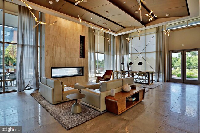 Building Photo - 145 Riverhaven Dr