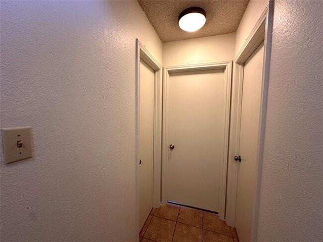 Building Photo - 4611 Tobago Cove