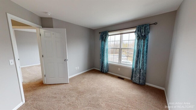Building Photo - 2970 Barclay Wy