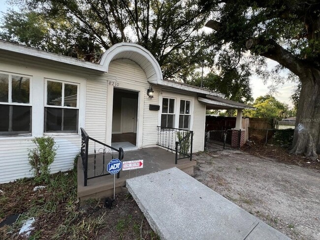 Building Photo - 8210 N 13th St
