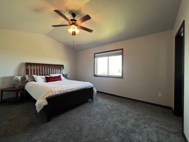 Building Photo - 558 Bull Run Dr