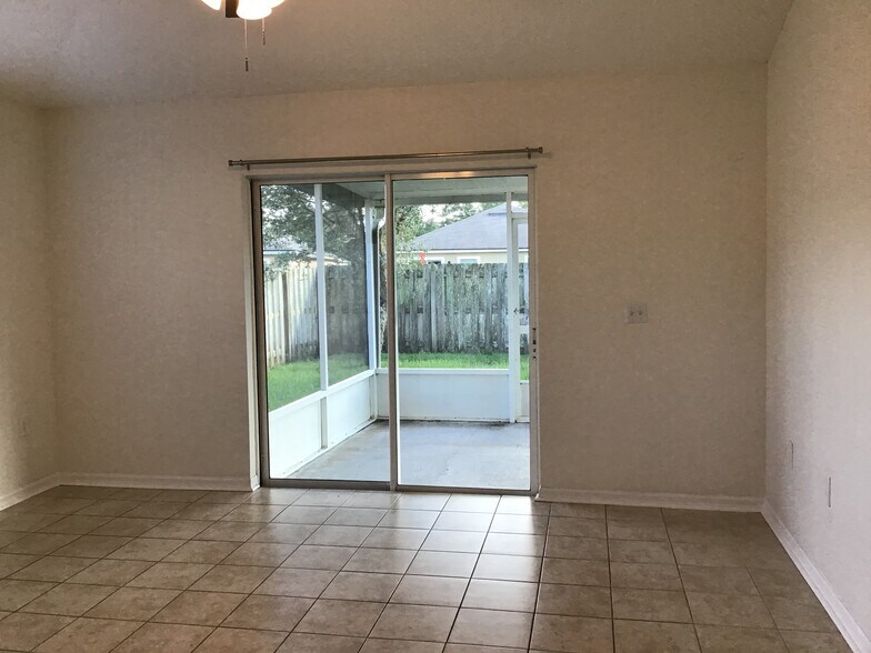 Building Photo - 65074 Lagoon Forest Dr