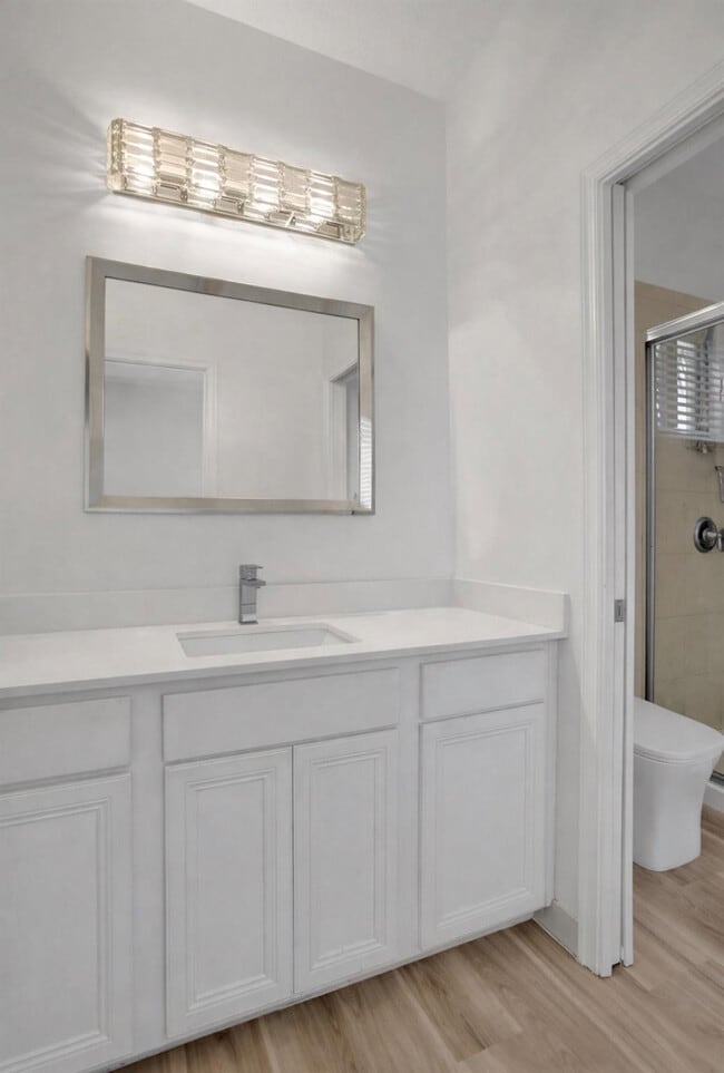 Building Photo - 4234 N Dixie Hwy