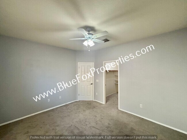 Building Photo - 11930 W Heyburn Dr