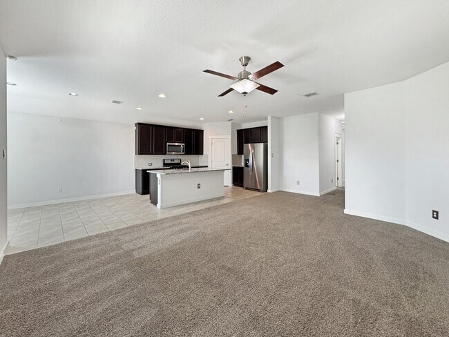 Building Photo - 13806 Quiet Fox Ln