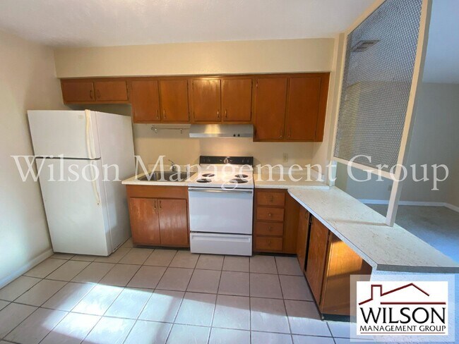 Building Photo - 1311 Oregon St