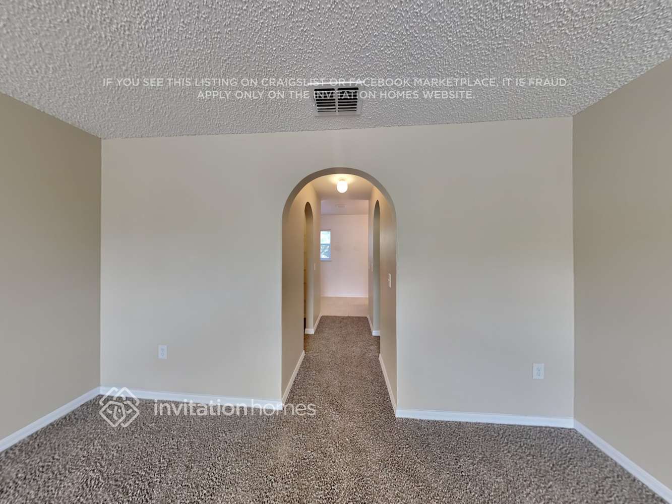 Building Photo - 5728 Oakwood Knoll Dr