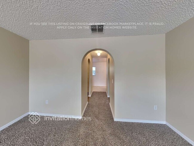 Building Photo - 5728 Oakwood Knoll Dr
