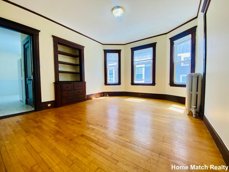 Building Photo - 39 Michigan Ave