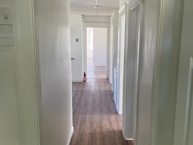 Building Photo - 119 Hamilton St