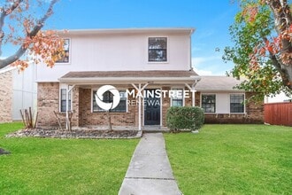 Building Photo - 3 Bedroom Pet-Friendly Home in The Colony, TX with Main Street Renewal