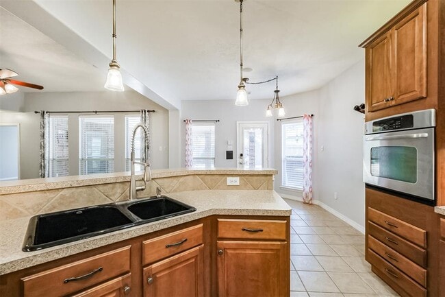 Building Photo - 24506 Screech Owl Ct