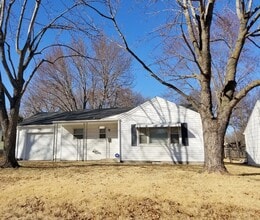 Building Photo - Great ranch style home near Shunga Park an...