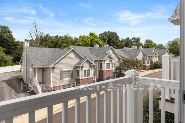 Building Photo - 751 Windberry Ct