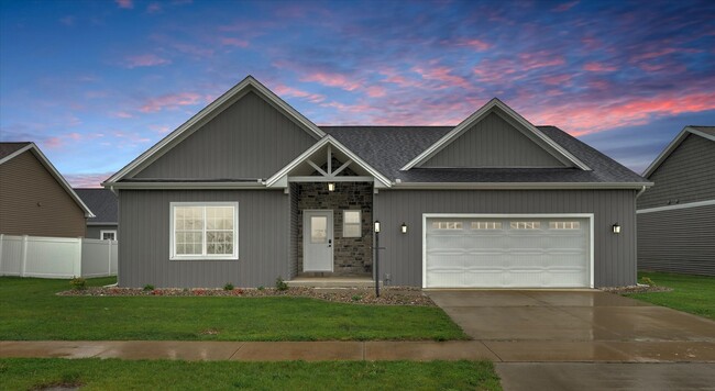 Building Photo - 3408 S Myra Ridge Dr