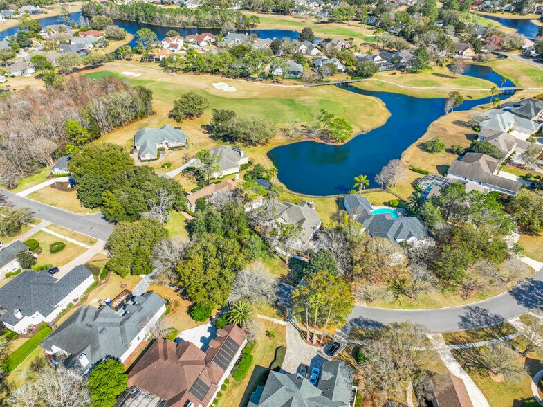 Building Photo - 10061 Vineyard Lake Rd E