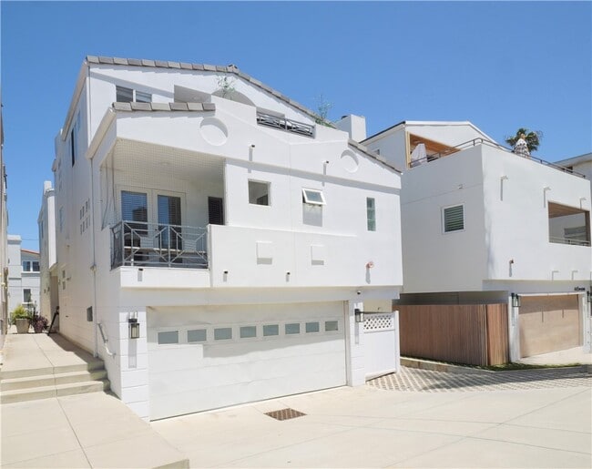 Building Photo - 440 Marine Pl