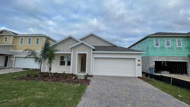 Building Photo - 5652 Lemon Grass St