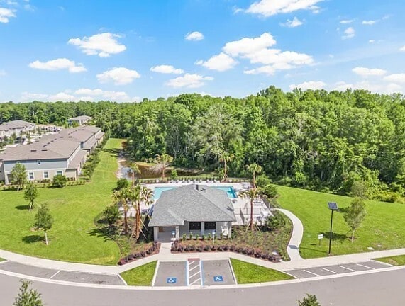 Building Photo - BEAUTIFUL Town Home For Rent in Angeline!