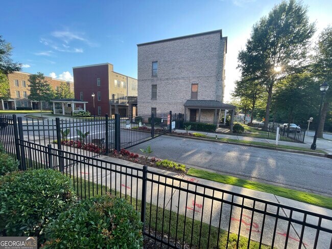 Building Photo - 793 Liberty Commons Dr NW