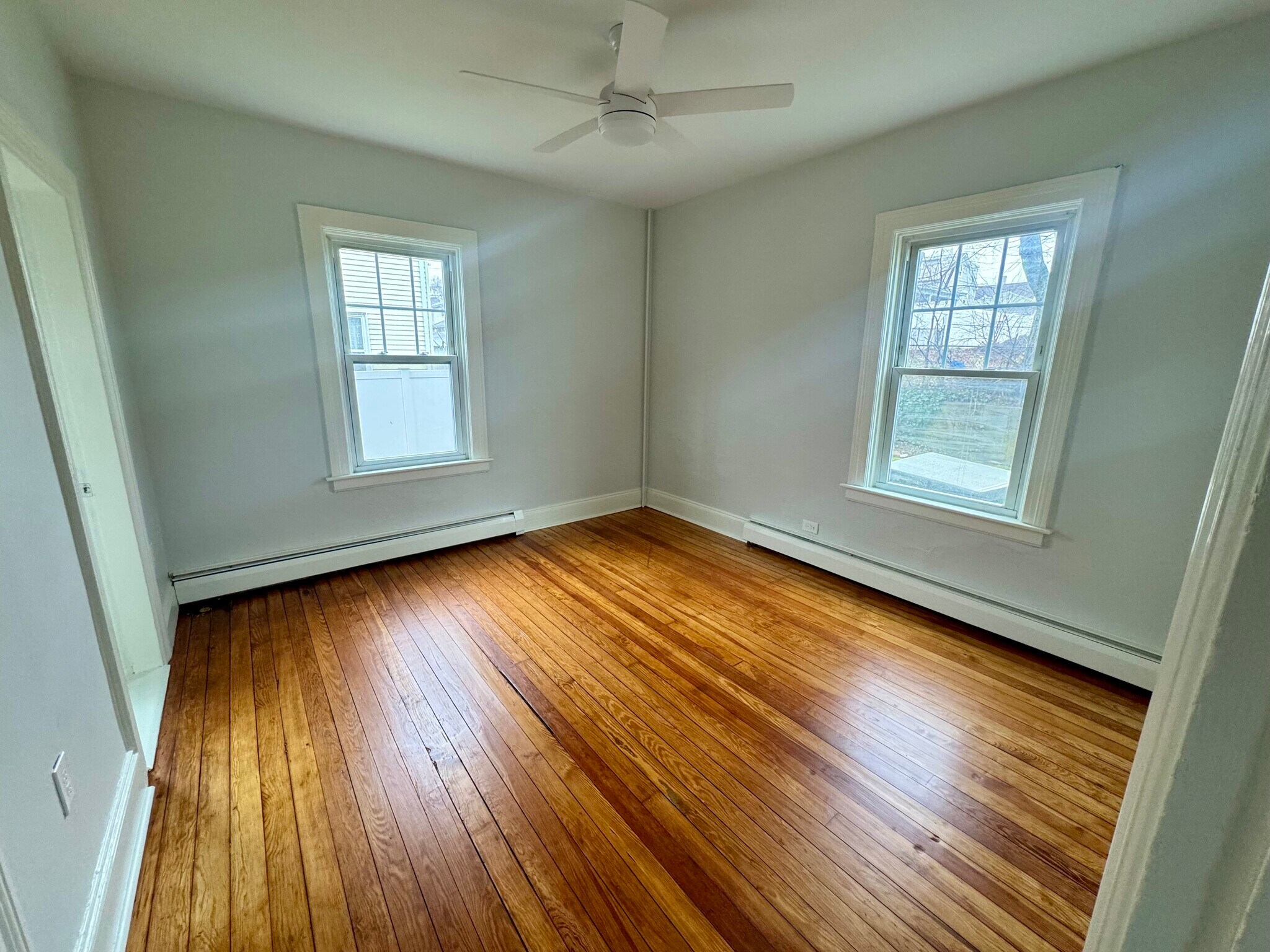 Building Photo - 224 Park Ave