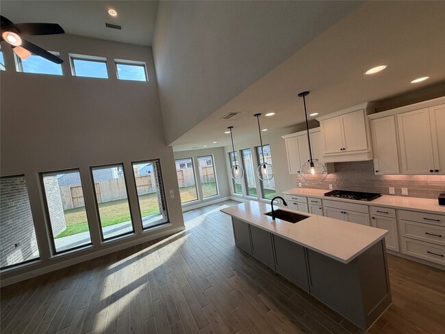 Building Photo - 30930 Vintage Crk Ln