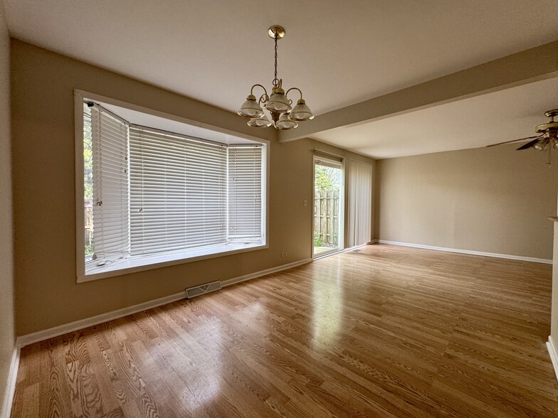 Dining Room - 208 Monroe Rd