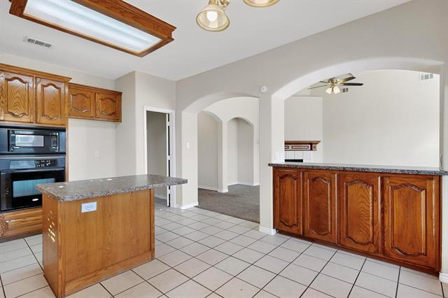 Building Photo - 1423 Red Wolf Dr