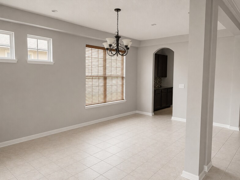 Dining room - 12966 Freeman St