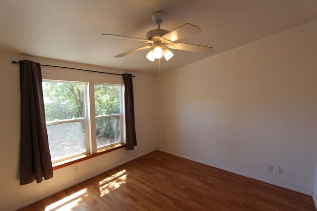 Building Photo - Bright 3-Bedroom Home with Fenced Yard + Detached 2-Car Garage