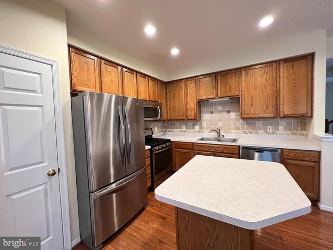 Building Photo - 10168 Elgin Way