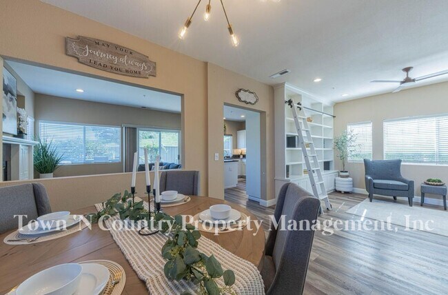 Building Photo - Luxury Las Palmas II Home with Upgrades, Flexible Living Space & Top School Districts