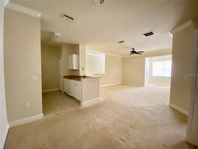 Building Photo - 303 Southern Pecan Cir
