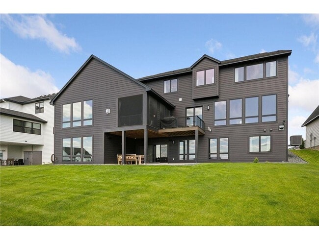 Building Photo - 6297 Yuma Ln N