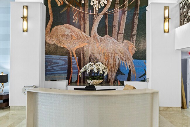 Building Photo - 255 Evernia St