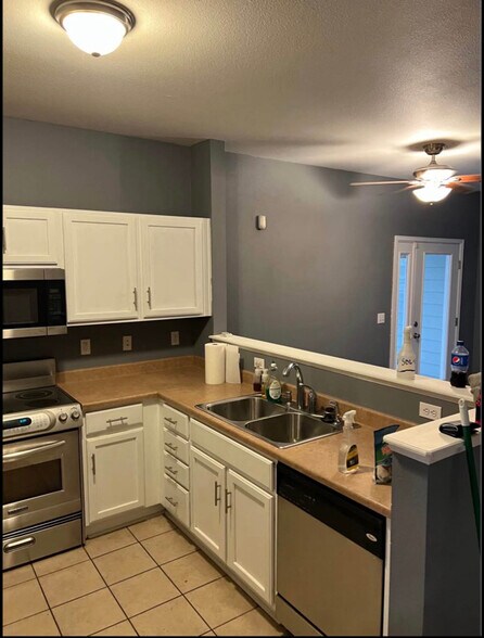 Building Photo - 18761 Water