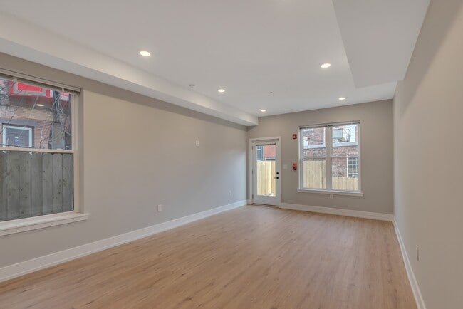 Building Photo - 937 N 29th St